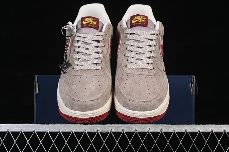 All categories Nk Air Force 1 Air Force series Nk Air Force 1 Low Air Force low-top Nike Air Force 1'07 Low gray red suede Air Force 1 low-top casual sneakers KL1688-002